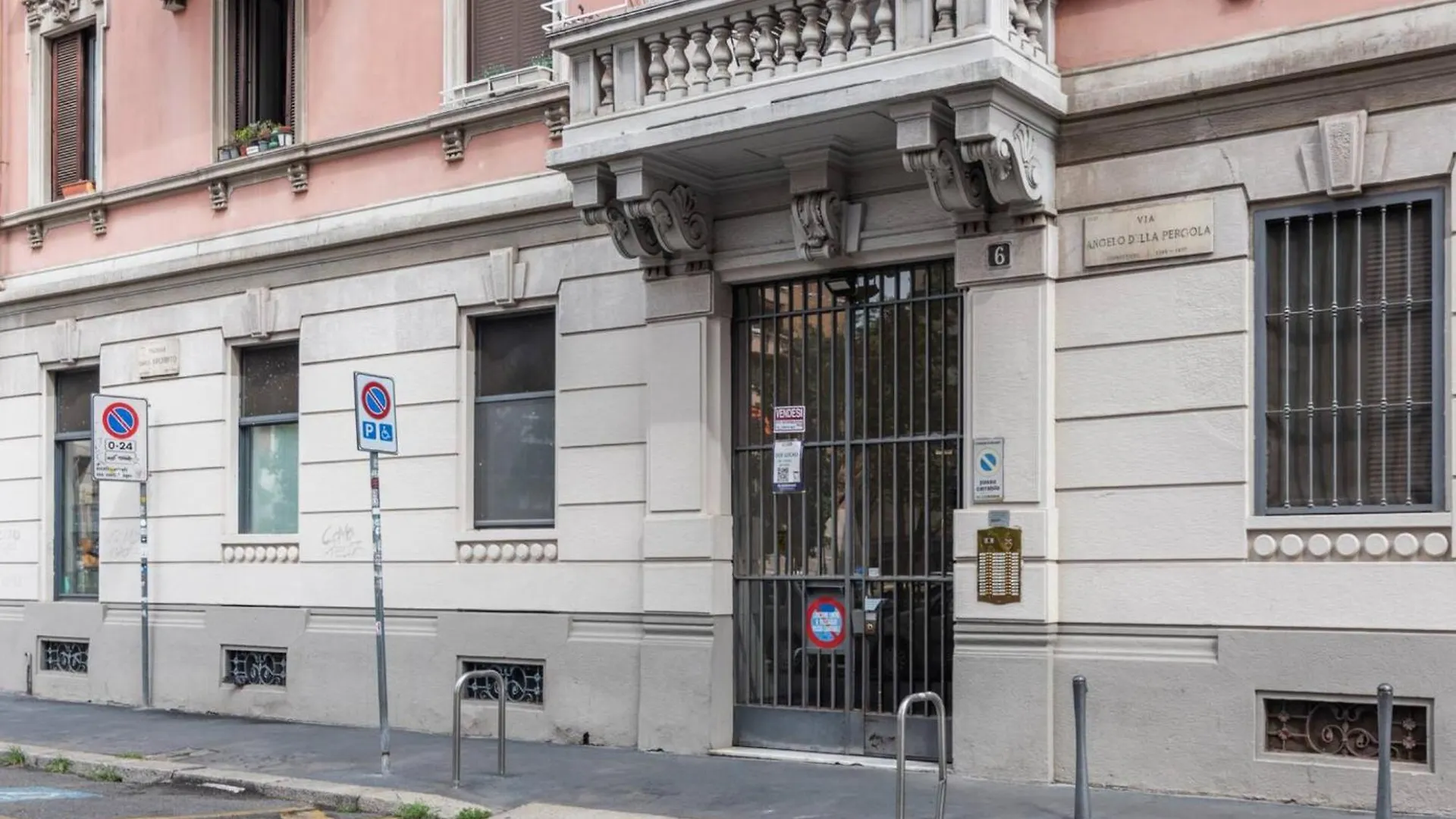 Апартаменты In Piazza A Isola Милан